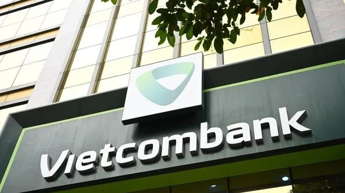 ACBS: Vietcombank sắp bán 6,5% vốn, giá 100.000 đồng/cổ phiếu