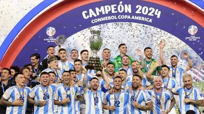 Messi vĩ đại nhất lịch sử khi Argentina vô địch Copa America 2024