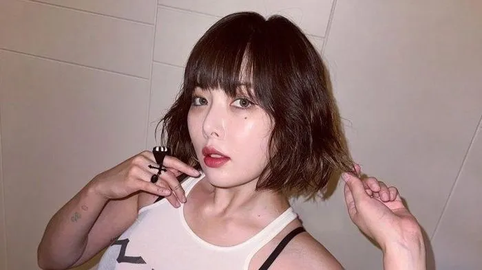 HyunA bị đồn mang thai