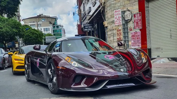 Chiếc Koenigsegg Regera độc nhất Việt Nam tái xuất trên đường phố