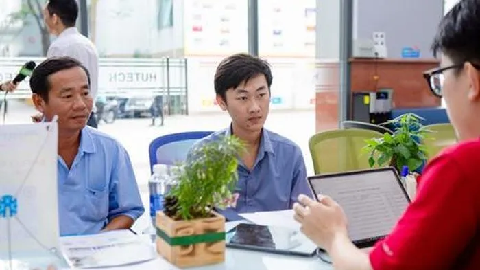 Chốt chọn nguyện vọng 1 vào HUTECH, nhận ngay học bổng 50% học phí