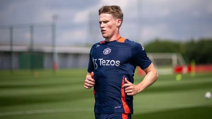 Tottenham muốn chiêu mộ McTominay