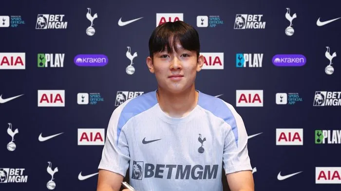 CLB Hàn Quốc lập kỷ lục chuyển nhượng với Tottenham