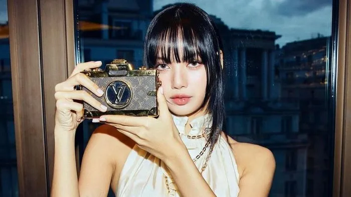 Louis Vuitton bổ nhiệm Lisa thành đại sứ thương hiệu