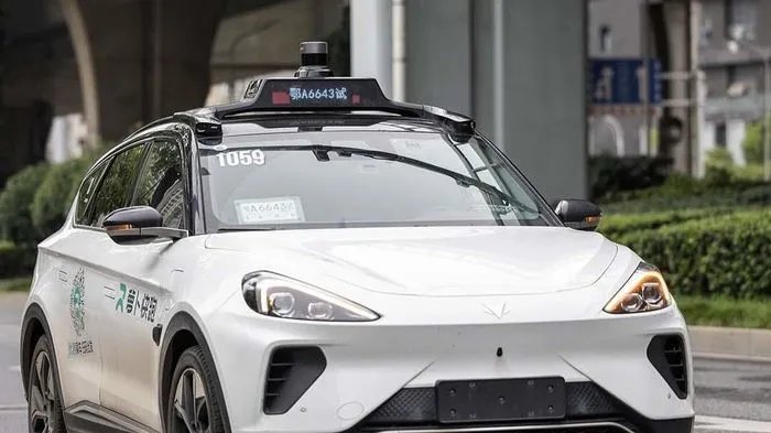 Đội quân taxi robot gây lo lắng ở Trung Quốc