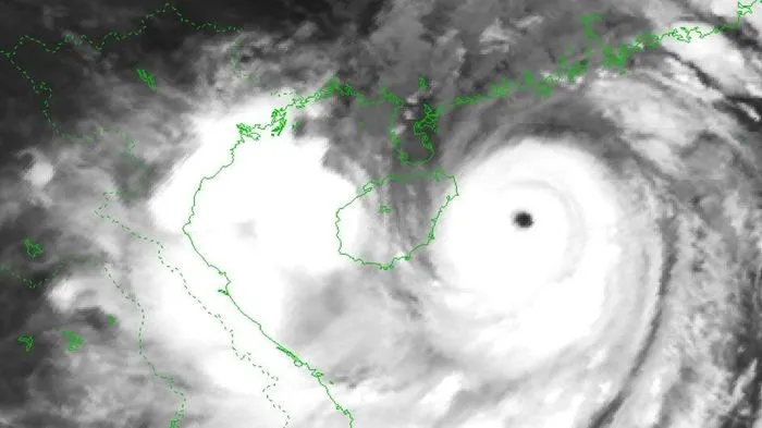 Siêu bão Yagi cách Quảng Ninh 600 km