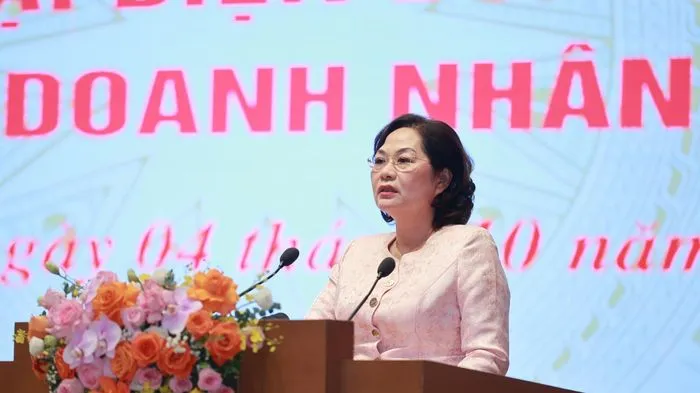 Thống đốc NHNN: Doanh nghiệp là bạn đồng hành của ngân hàng